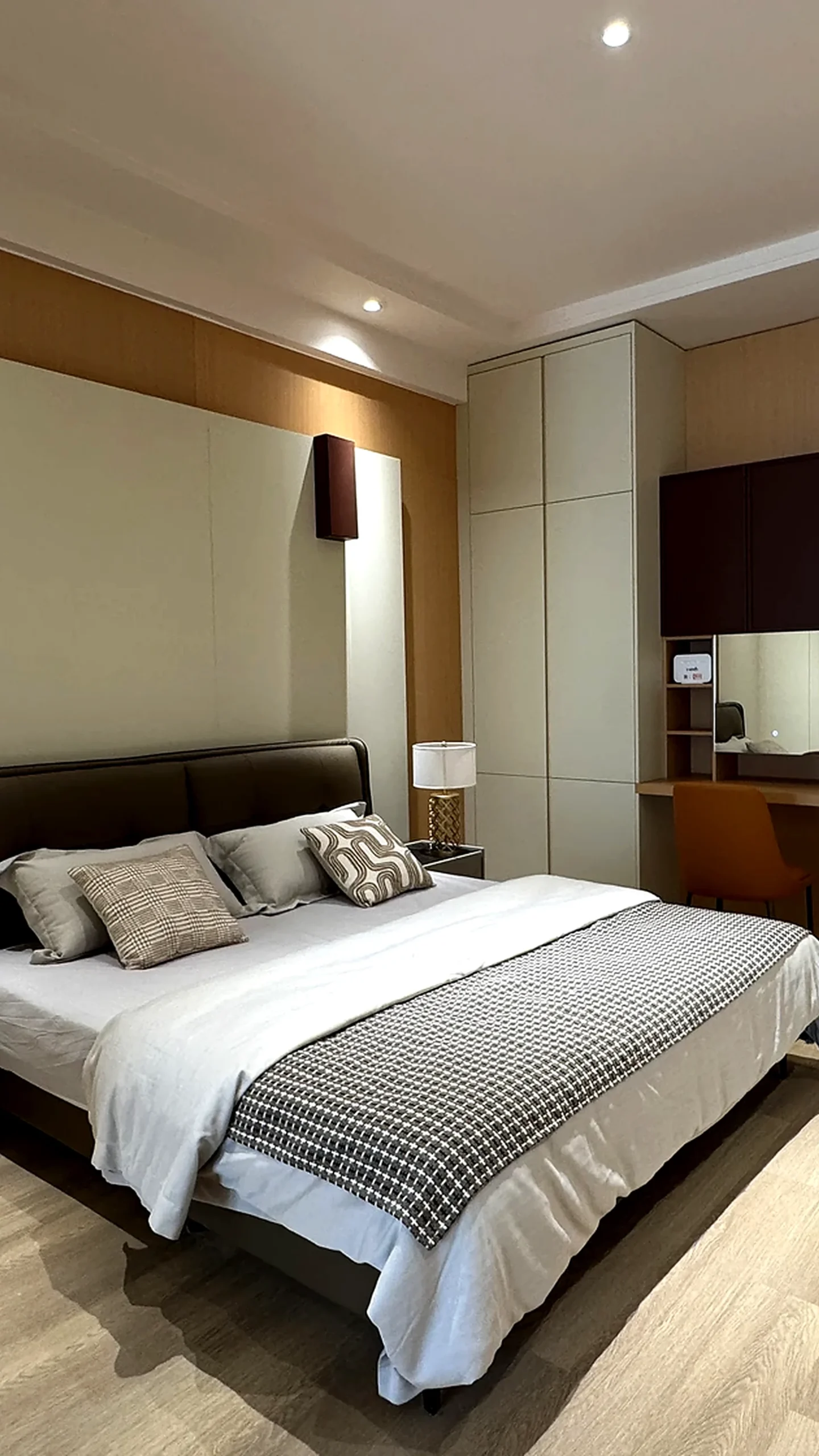 VOGUER built-in wardrobe and bedroom customization solution